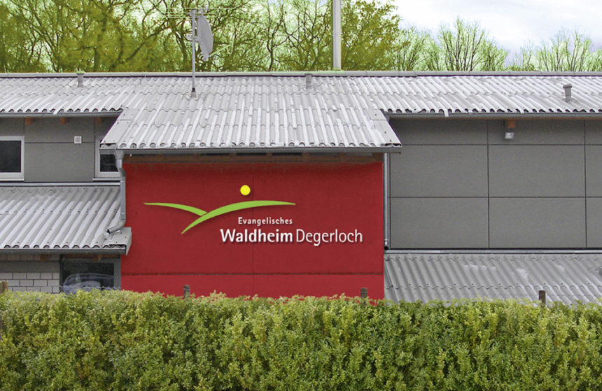 Flüchtlingskinder im Waldheim Degerloch Flüchtlingskinder im Waldheim Degerloch